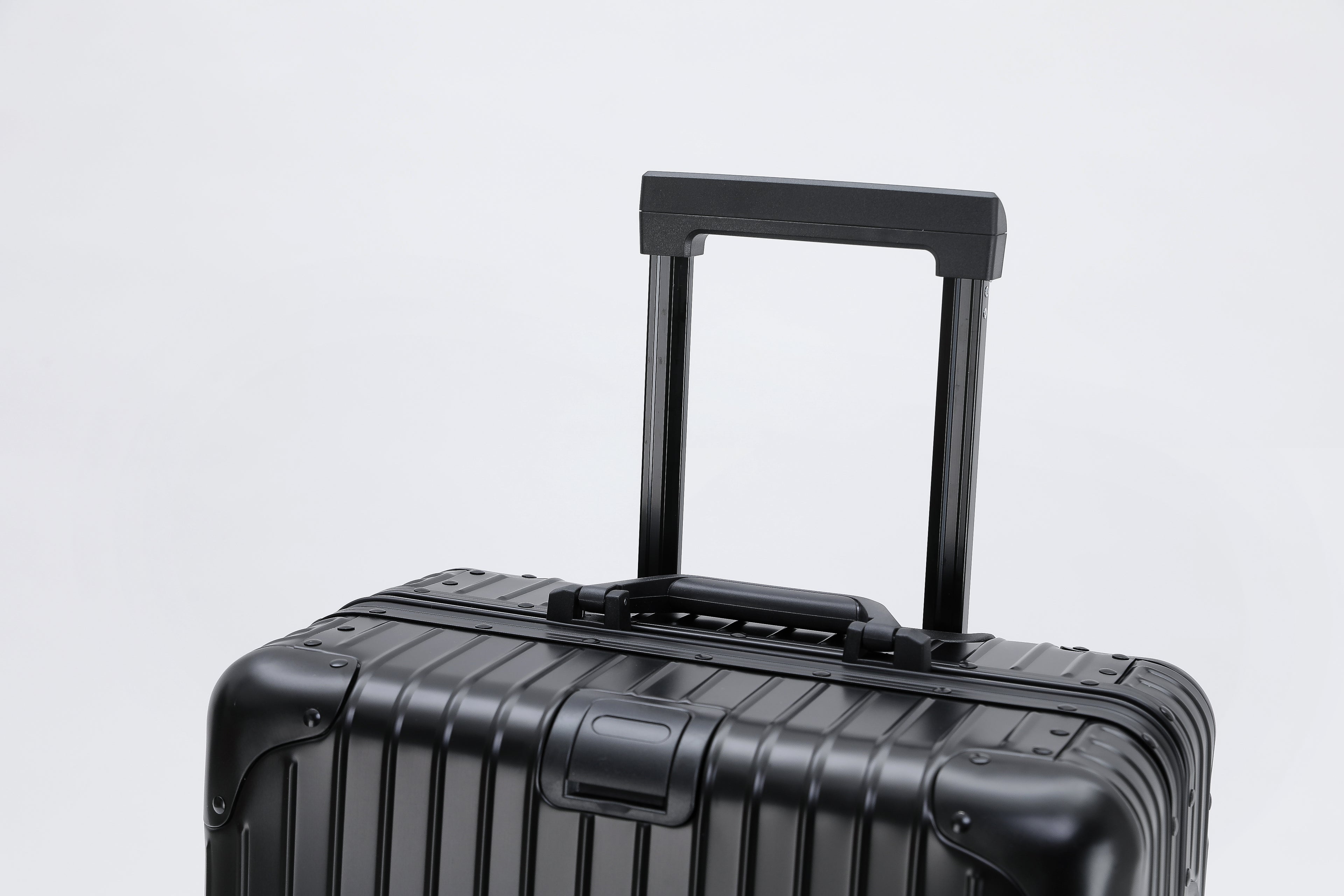 CLASS 1 Signature Luggage