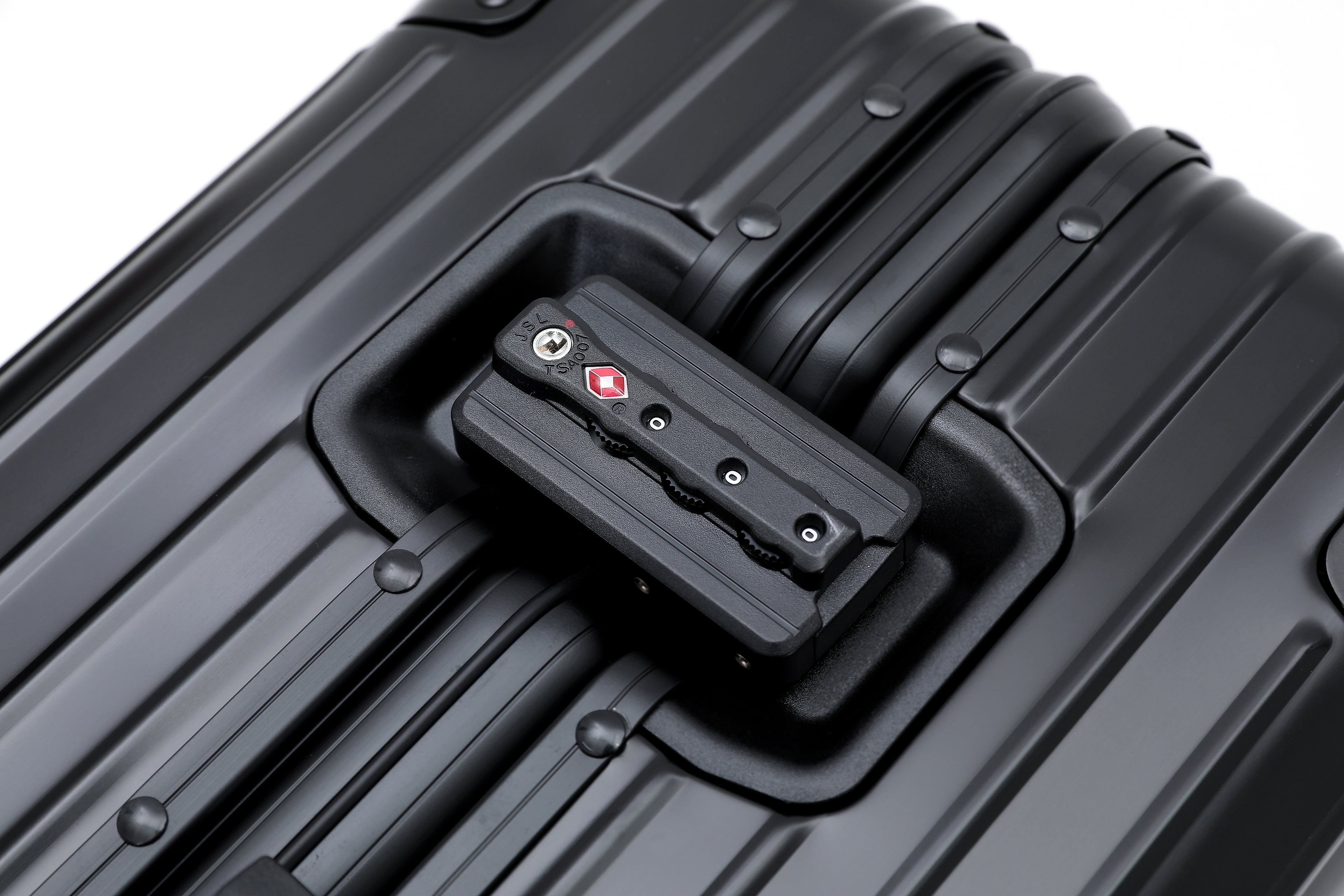 CLASS 1 Signature Luggage